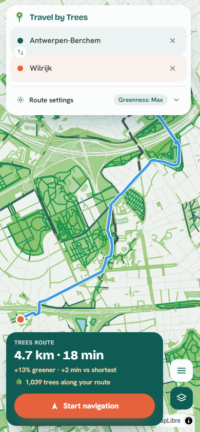 A planned bike route from Antwerpen-Berchem to Wilrijk threading the Middelheim park belt, with the summary panel showing 4.7 km, 18 minutes, and 1,039 trees along the way.